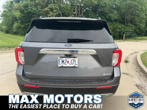 Used 2021 Ford Explorer XLT w/ Equipment Group 202A AWD/4WD image 13