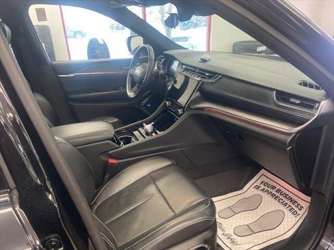 Certified 2022 Jeep Grand Cherokee L Overland w/ Luxury Tech Group IV image 22