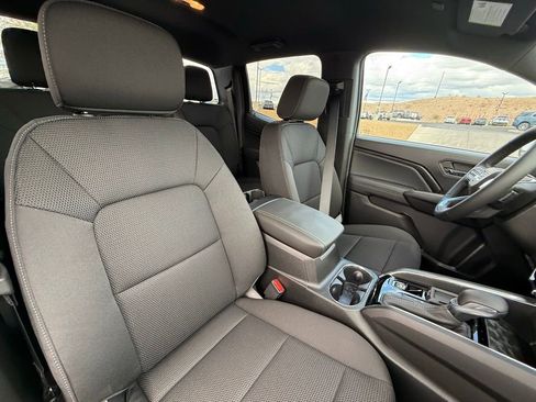 New 2026 GMC Canyon Elevation image 12