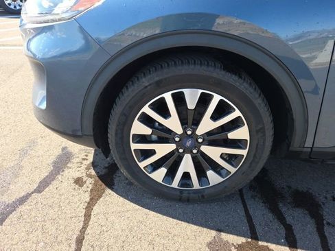 Used 2020 Ford Escape SE Sport image 17