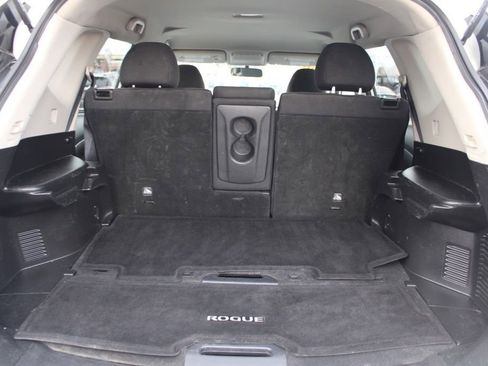 Used 2016 Nissan Rogue SV image 11