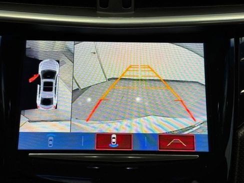 Used 2017 Cadillac XTS Luxury w/ Driver Awareness Package image 18