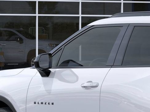 New 2026 Chevrolet Blazer LT w/ Convenience Package FWD image 12
