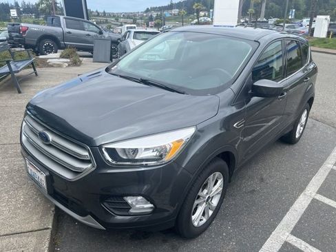 Used 2019 Ford Escape SE AWD/4WD image 3