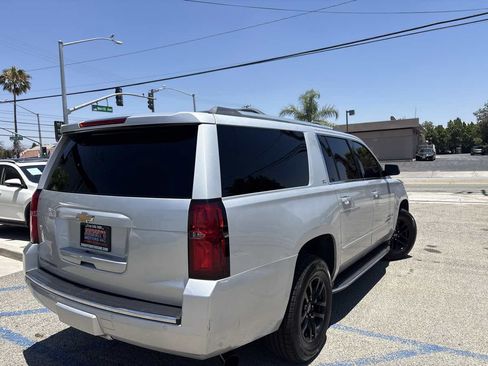 Used 2016 Chevrolet Suburban LTZ RWD image 7