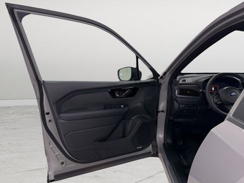 New 2025 Subaru Forester Limited image 19