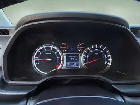 Used 2016 Toyota 4Runner SR5 Premium image 15