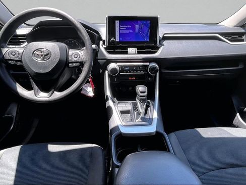 Used 2024 Toyota RAV4 LE FWD image 9