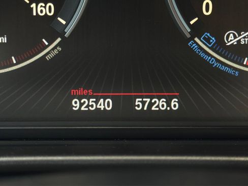 Used 2015 BMW 550i Sedan RWD image 10