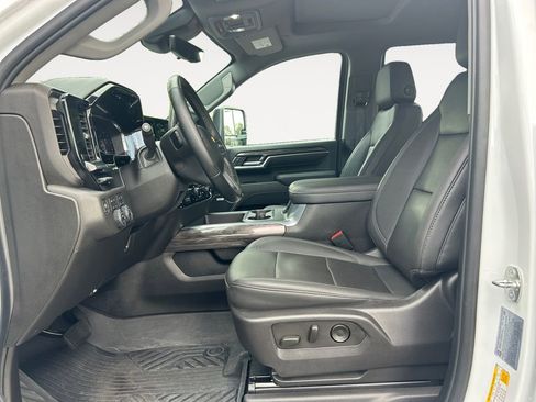 Used 2024 Chevrolet Silverado 2500 LTZ w/ LTZ Plus Package image 15