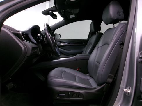 Certified 2024 Buick Enclave Premium image 8