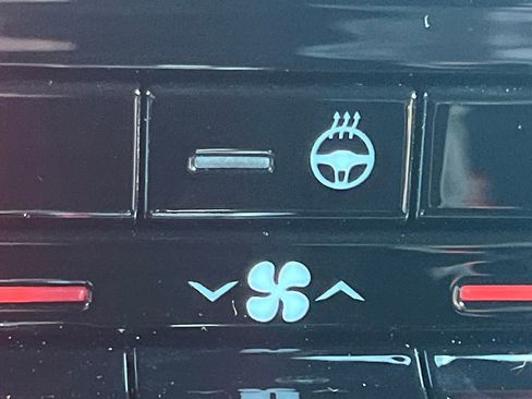 New 2025 Jeep Grand Cherokee L Laredo w/ Luxury Tech Group I image 14