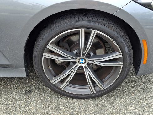 Used 2024 BMW 330i xDrive Sedan w/ Convenience Package AWD/4WD image 9