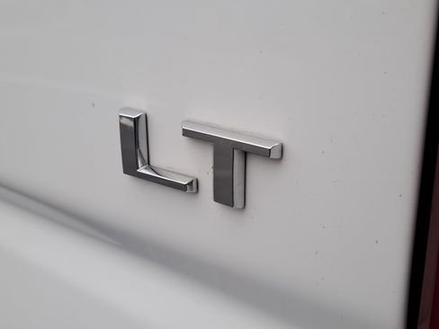 Used 2023 Chevrolet Silverado 1500 LT Trail Boss w/ Protection Package image 6