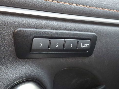 Used 2024 Lexus ES 250 image 24