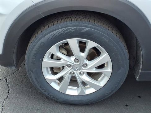 Used 2019 Hyundai Tucson SE image 29