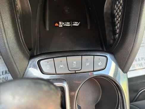 Used 2021 Chevrolet TrailBlazer RS w/ Technology Package FWD image 24