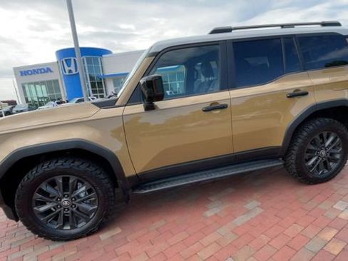 Used 2024 Toyota Land Cruiser image 6