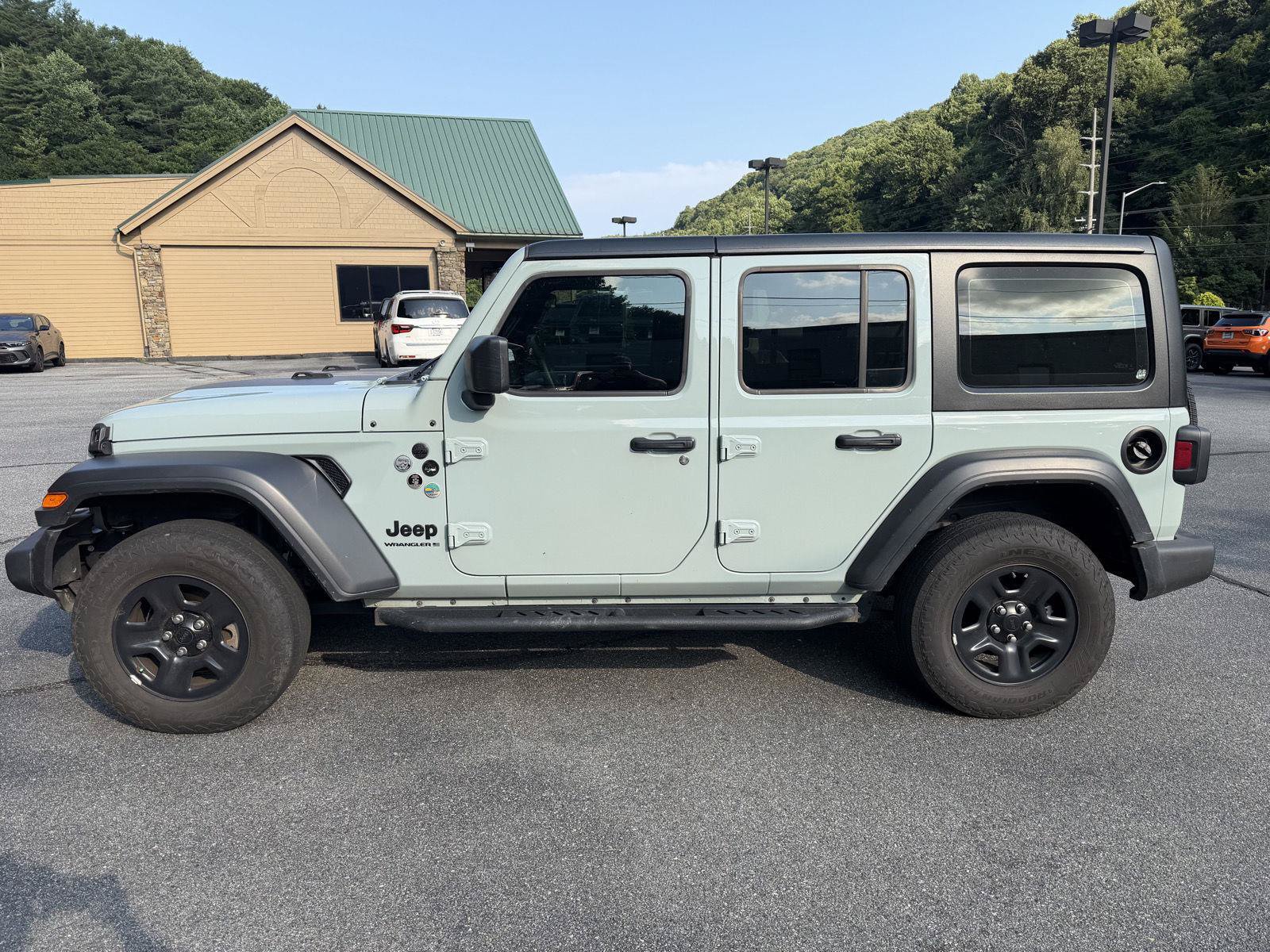 Certified 2024 Jeep Wrangler Unlimited Sport AWD/4WD image 40