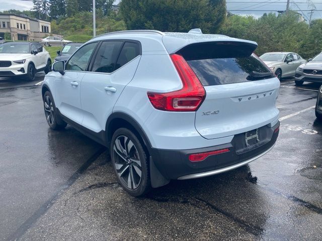 Used 2024 Volvo XC40 B5 Plus w/ Climate Package AWD/4WD image 7