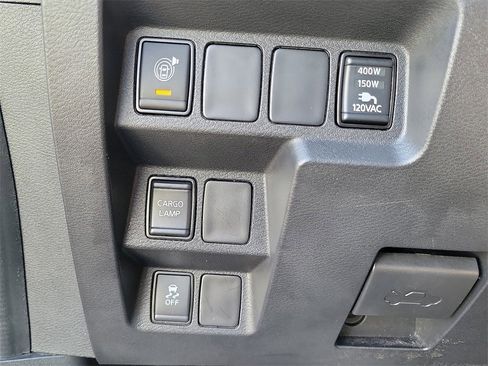 Certified 2023 Nissan Frontier SV w/ SV Convenience Package image 14