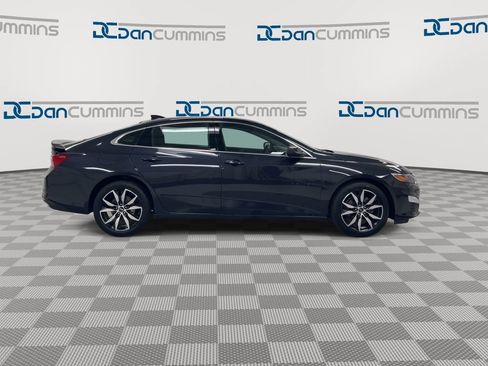 Used 2022 Chevrolet Malibu RS FWD image 9