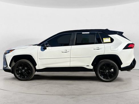 Used 2023 Toyota RAV4 XSE AWD/4WD image 8