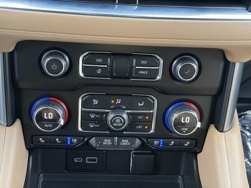 Certified 2023 Chevrolet Tahoe Premier RWD image 30