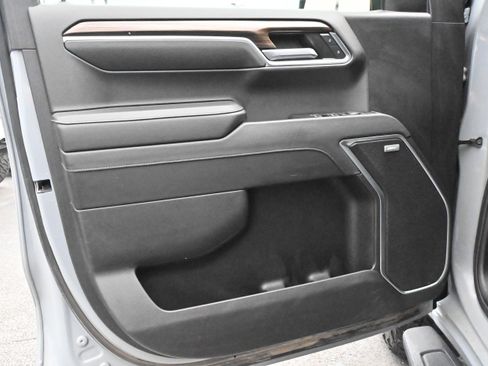 Used 2024 Chevrolet Silverado 1500 RST image 27