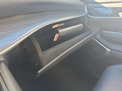 Used 2024 Jeep Wagoneer L Series III w/ Flexible Seating Group image 34