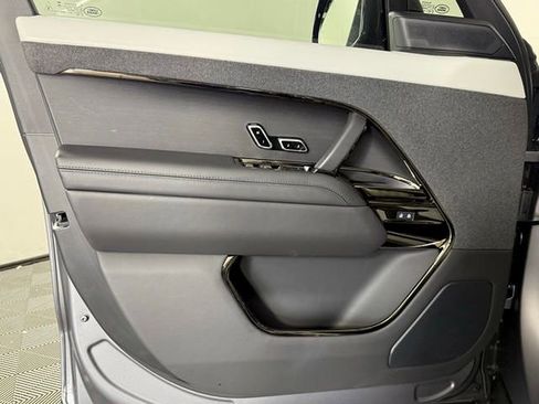 Used 2025 Land Rover Range Rover Sport Autobiography AWD/4WD image 29