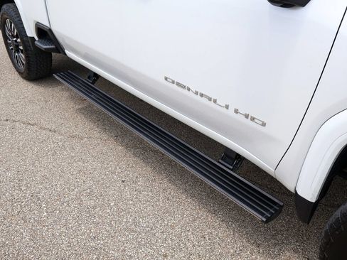 Used 2024 GMC Sierra 2500 Denali Ultimate w/ Max Trailering Package AWD/4WD image 8
