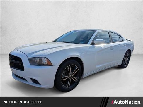 Used 2013 Dodge Charger SXT AWD/4WD image 1