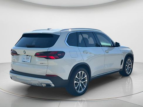 Certified 2024 BMW X5 sDrive40i w/ Premium Package RWD image 6