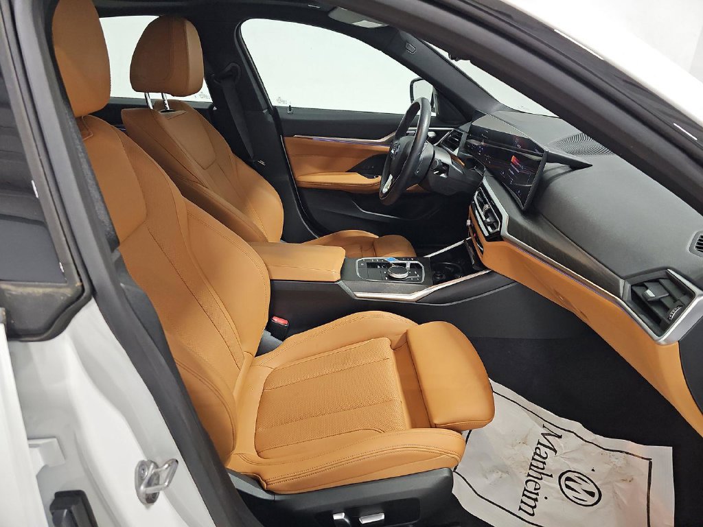 Used 2023 BMW i4 eDrive35 w/ Premium Package RWD image 10