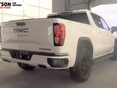 Used 2024 GMC Sierra 1500 Elevation w/ Elevation Premium Package AWD/4WD image 3