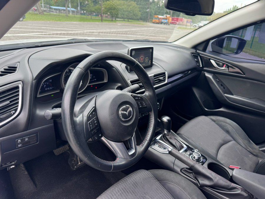 Used 2016 MAZDA MAZDA3 i Touring w/ Popular Equipment Package FWD image 12