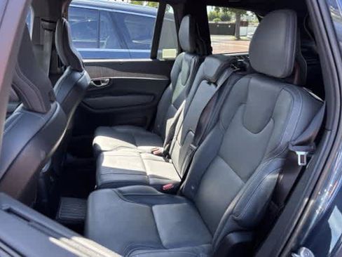 Used 2023 Volvo XC90 T8 Ultimate w/ Protection Package Premier AWD/4WD image 6