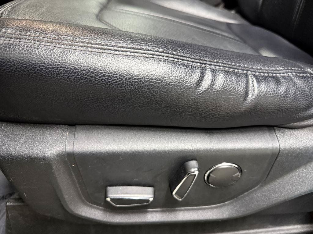 Used 2019 Ford Expedition Max Limited AWD/4WD image 12