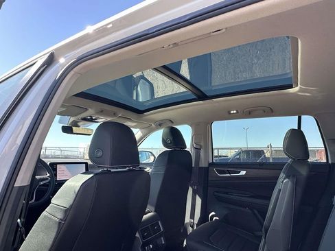 New 2026 Volkswagen Atlas SEL AWD/4WD image 12