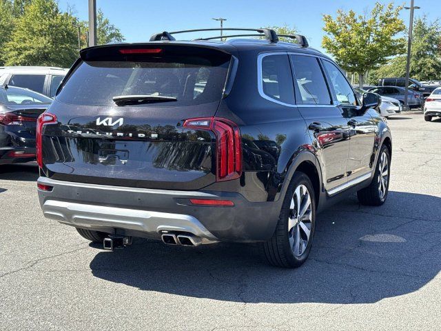 Used 2022 Kia Telluride EX w/ EX Premium Package FWD image 2