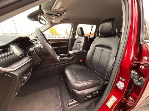 Used 2023 Jeep Grand Cherokee Limited w/ Trailer Tow Prep Group (B) image 25