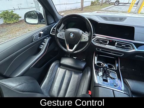 Used 2020 BMW X7 xDrive40i w/ Premium Package AWD/4WD image 9
