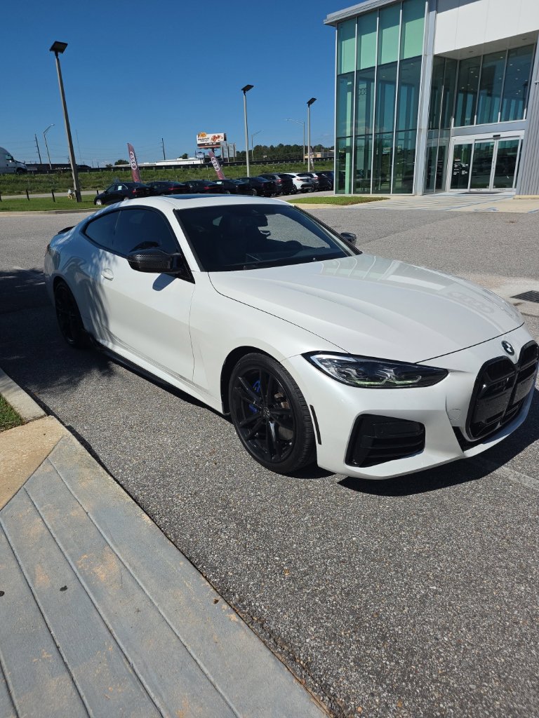 Used 2024 BMW M440i Coupe RWD image 2