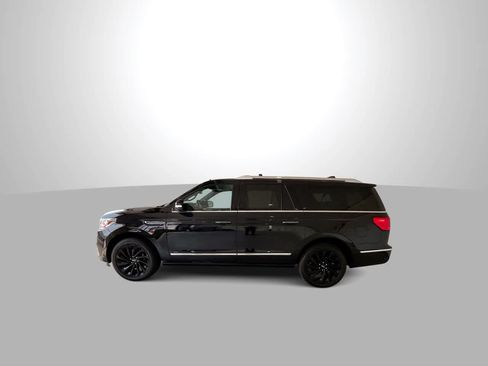 Used 2020 Lincoln Navigator L Reserve w/ Equipment Group 208A Reserve AWD/4WD image 5