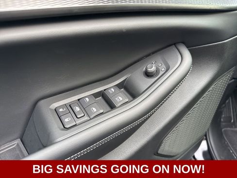 New 2025 Jeep Grand Cherokee Laredo image 19