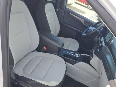 Certified 2024 Ford Escape Active image 12