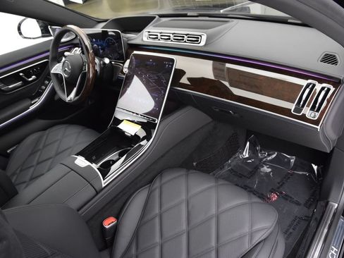 New 2026 Mercedes-Benz Maybach S 680 4MATIC image 15