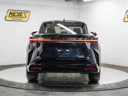 Used 2025 Lexus RZ 450e w/ Accessory Package (Z1) AWD/4WD image 3