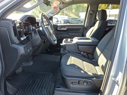 Used 2022 Chevrolet Silverado 1500 LT image 14